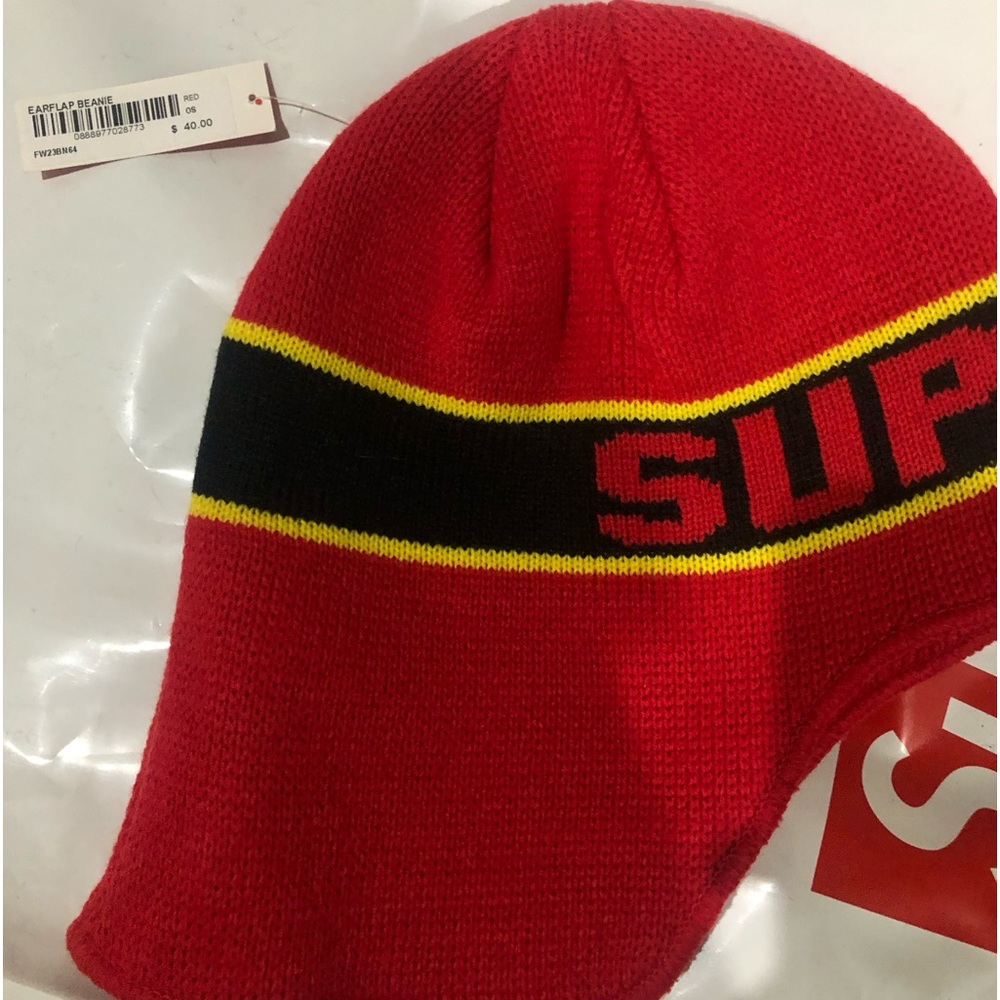 Supreme hat - Picture 2 of 2